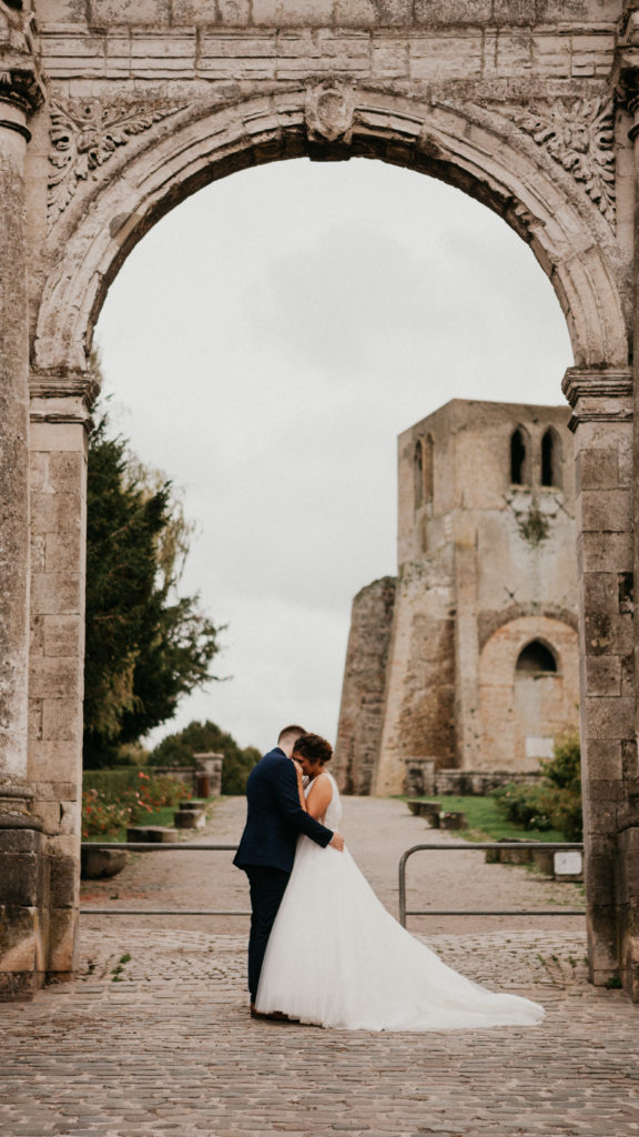 mariage extérieur berge amoureux